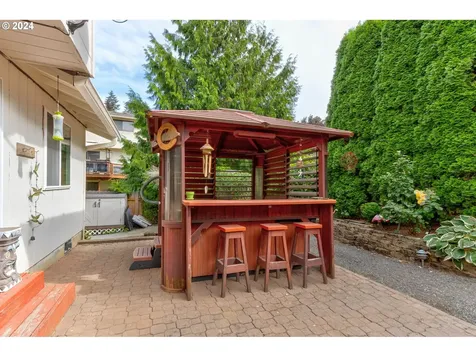 823 NW 104th Loop Vancouver WA 98685