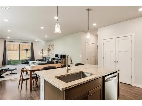 37587 Keta Street Sandy OR 97055