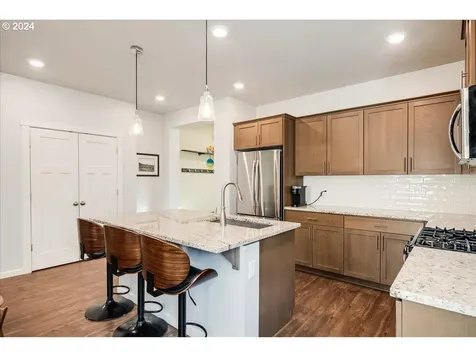 37587 Keta Street Sandy OR 97055