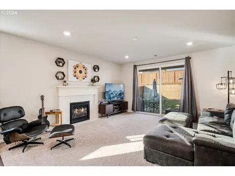 37587 Keta Street Sandy OR 97055