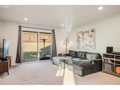 37587 Keta Street Sandy OR 97055