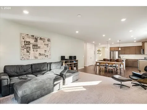 37587 Keta Street Sandy OR 97055