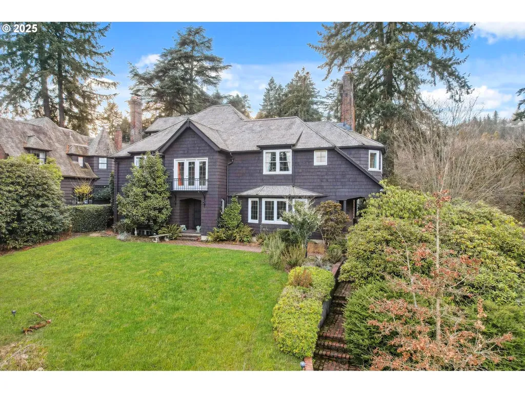 2670 SW Tichner Drive Portland OR 97205