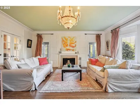 2670 SW Tichner Drive Portland OR 97205