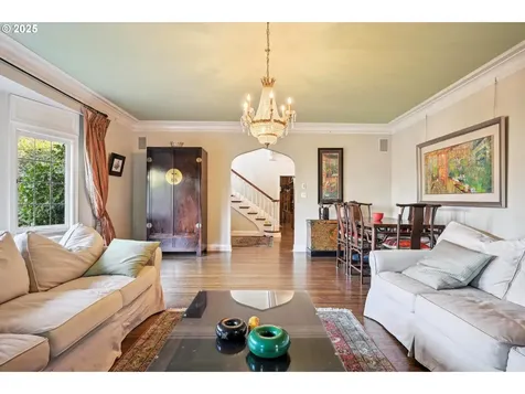 2670 SW Tichner Drive Portland OR 97205