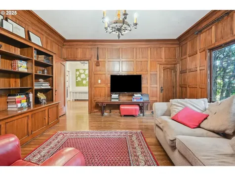 2670 SW Tichner Drive Portland OR 97205