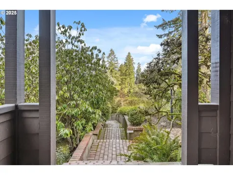 2670 SW Tichner Drive Portland OR 97205