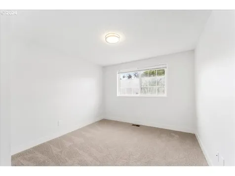 2338 Ne 159th Avenue Portland OR 97230