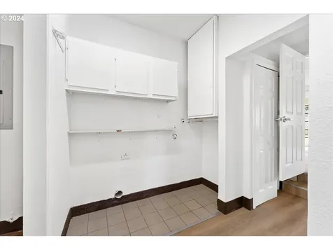 2338 Ne 159th Avenue Portland OR 97230