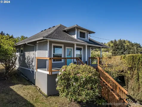 112 E C Street Rainier OR 97048
