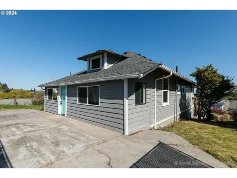 112 E C Street Rainier OR 97048