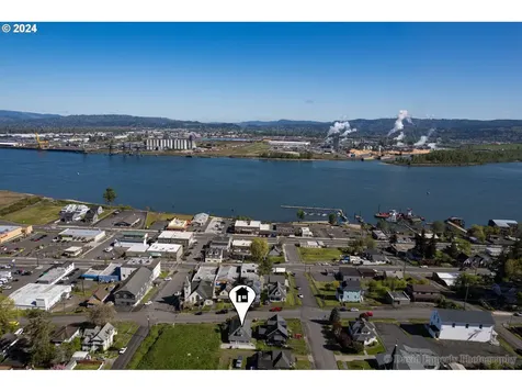 112 E C Street Rainier OR 97048