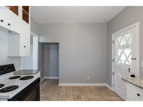 112 E C Street Rainier OR 97048