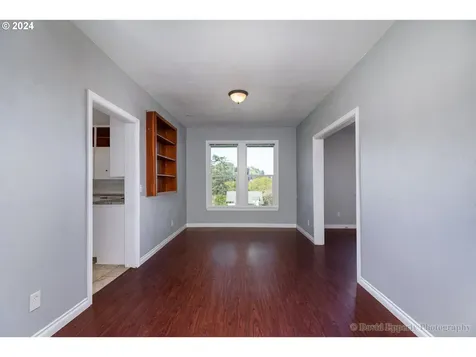 112 E C Street Rainier OR 97048