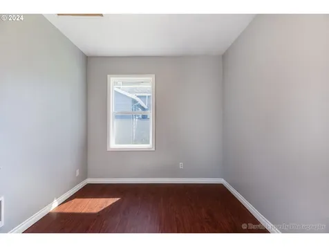 112 E C Street Rainier OR 97048