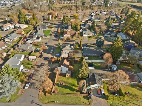 2907 N Clark Street Cornelius OR 97113