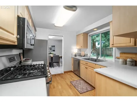 5570 Sw 203rd Avenue Beaverton OR 97078