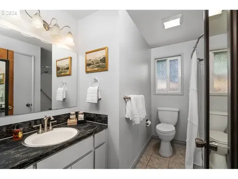 5570 Sw 203rd Avenue Beaverton OR 97078