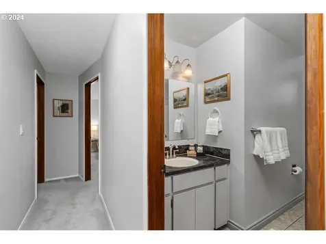 5570 Sw 203rd Avenue Beaverton OR 97078