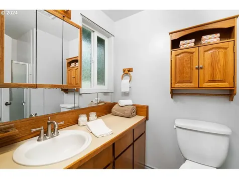 5570 Sw 203rd Avenue Beaverton OR 97078