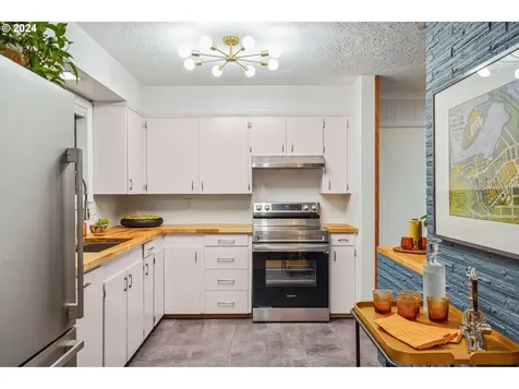 5135 Ne Skidmore Street Portland OR 97218