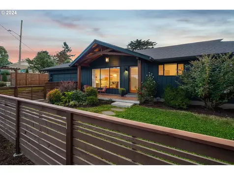 5135 Ne Skidmore Street Portland OR 97218