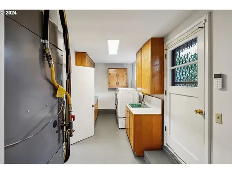 5135 Ne Skidmore Street Portland OR 97218