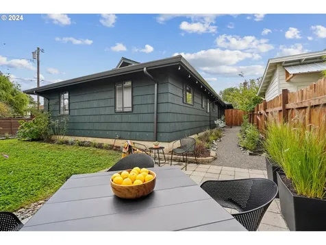 5135 Ne Skidmore Street Portland OR 97218