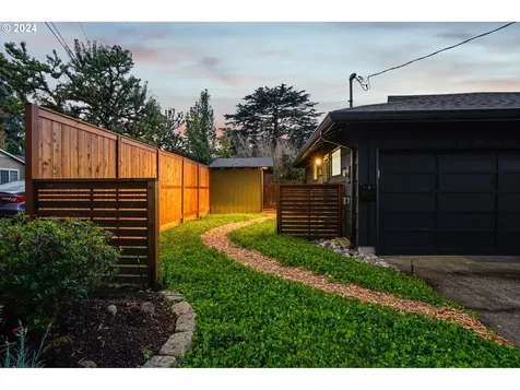 5135 Ne Skidmore Street Portland OR 97218