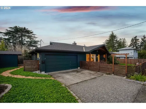 5135 Ne Skidmore Street Portland OR 97218
