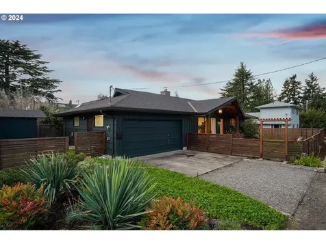 5135 Ne Skidmore Street Portland OR 97218