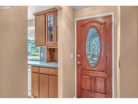 660 Calvin Street Columbia City OR 97018