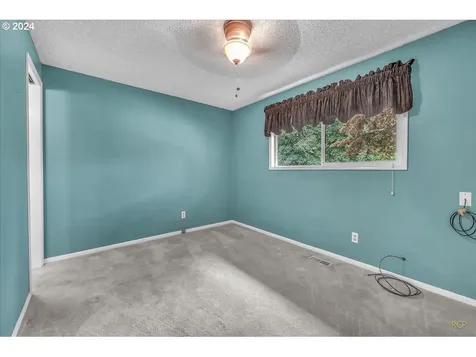 660 Calvin Street Columbia City OR 97018