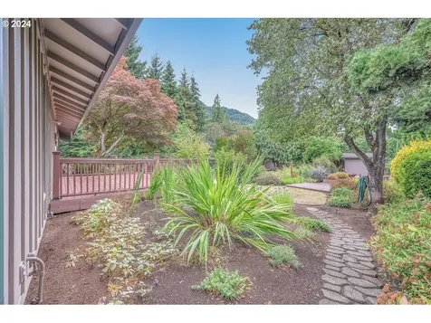 660 Calvin Street Columbia City OR 97018
