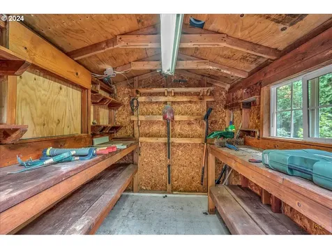 660 Calvin Street Columbia City OR 97018