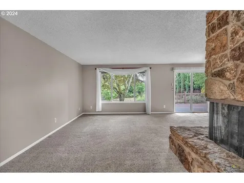 660 Calvin Street Columbia City OR 97018