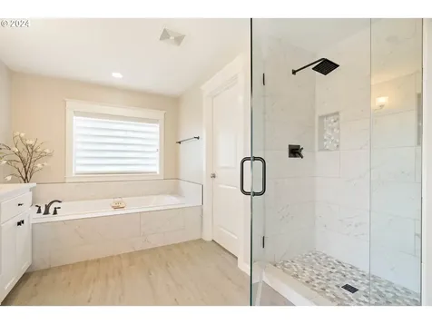 2830 Nw Robinia Lane Portland OR 97229