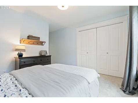2830 Nw Robinia Lane Portland OR 97229