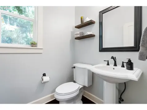 2830 Nw Robinia Lane Portland OR 97229