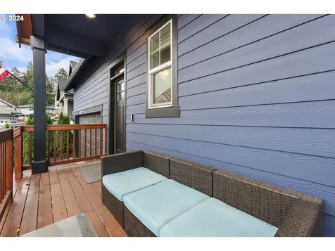 1043 NE Regan Hill Loop Estacada OR 97023