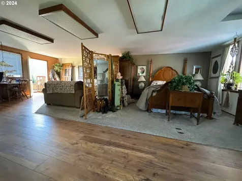 365 N 18th Street Reedsport OR 97467