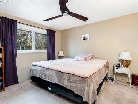 995 Bellevue Avenue Gladstone OR 97027