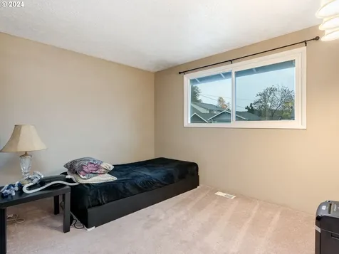 995 Bellevue Avenue Gladstone OR 97027