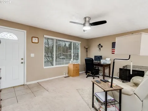 995 Bellevue Avenue Gladstone OR 97027