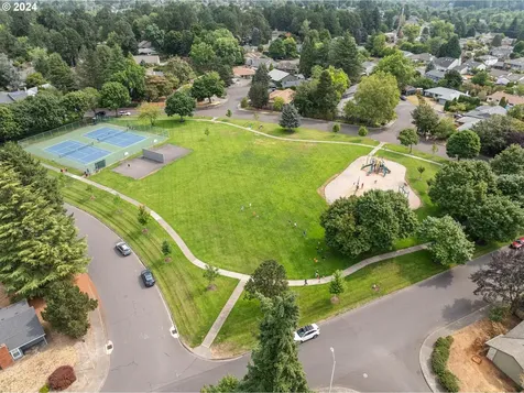 17340 Nw Madras Court Beaverton OR 97006