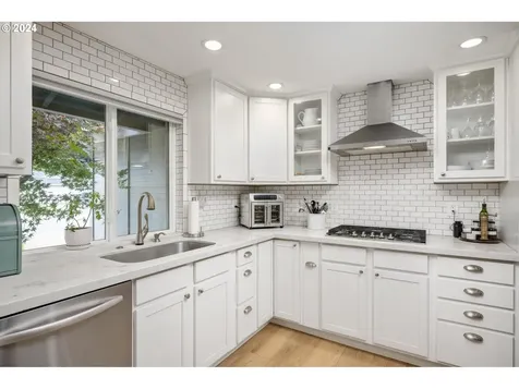 17340 Nw Madras Court Beaverton OR 97006