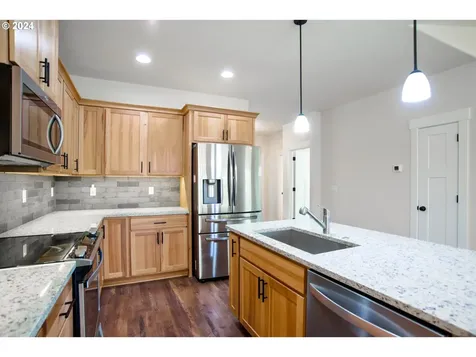 1405 Ne Cascadia Ridge Drive Estacada OR 97023