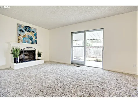 12011 NE Suncrest Court Vancouver WA 98684