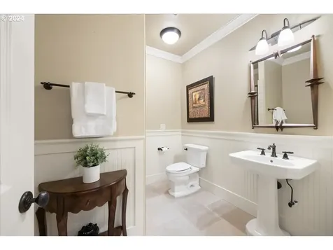 4540 Dogwood Drive Lake Oswego OR 97035