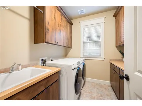 4540 Dogwood Drive Lake Oswego OR 97035